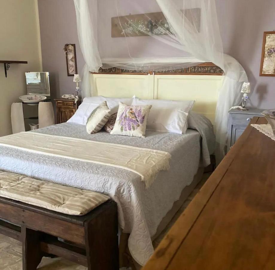 Anticacascina Bed & Breakfast Quarto  Ngoại thất bức ảnh